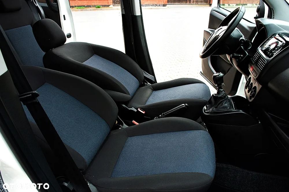 Opel Combo 1.4 Cosmo Eu6 - 33