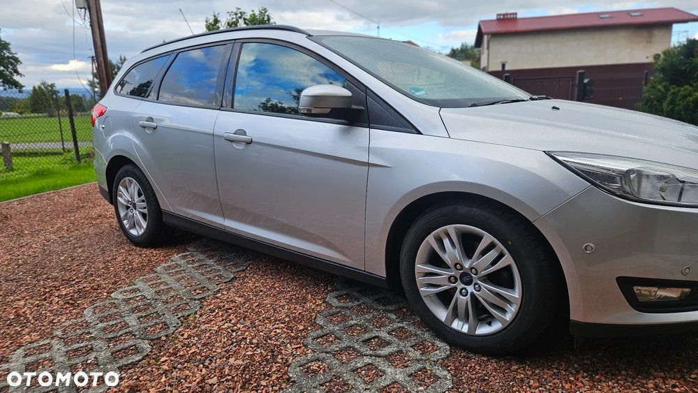 Ford Focus 1.0 EcoBoost Titanium - 1