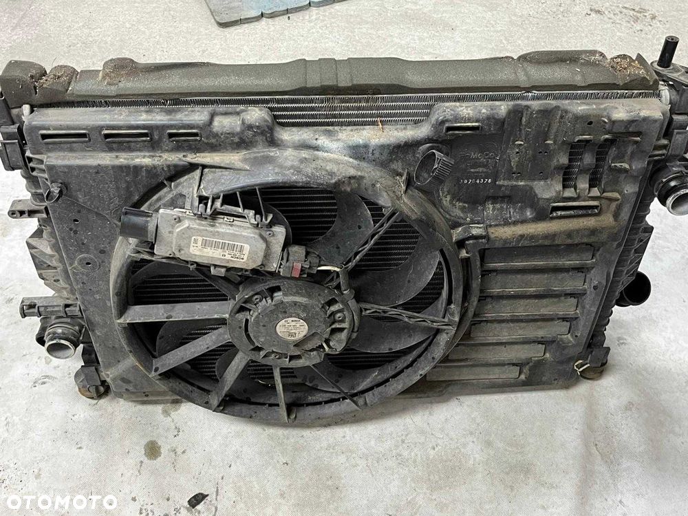 Komplet chłodnic (klimatyzacji, wody, powietrza) Ford Kuga Mk2 2.0TDCI 6G91-8005-GB - 4