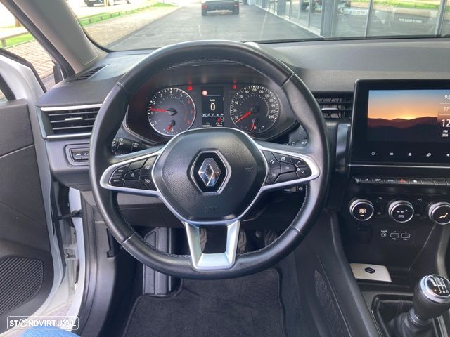 Renault Clio TCe 90 EVOLUTION - 11