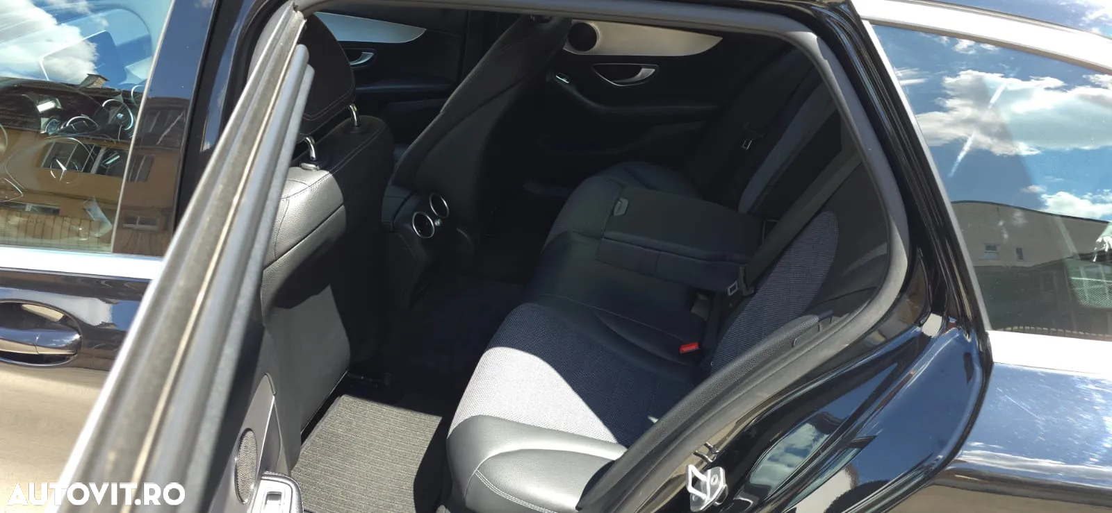 Mercedes-Benz C 220 d 4Matic T 9G-TRONIC AMG Line - 19