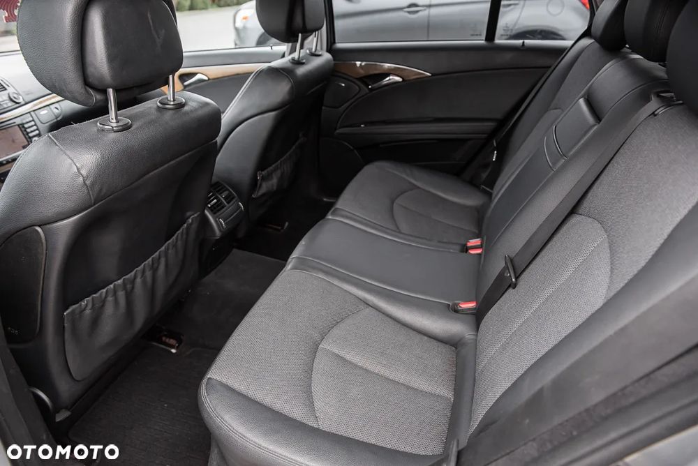 Mercedes-Benz Klasa E 220 CDI Automatik Avantgarde - 19