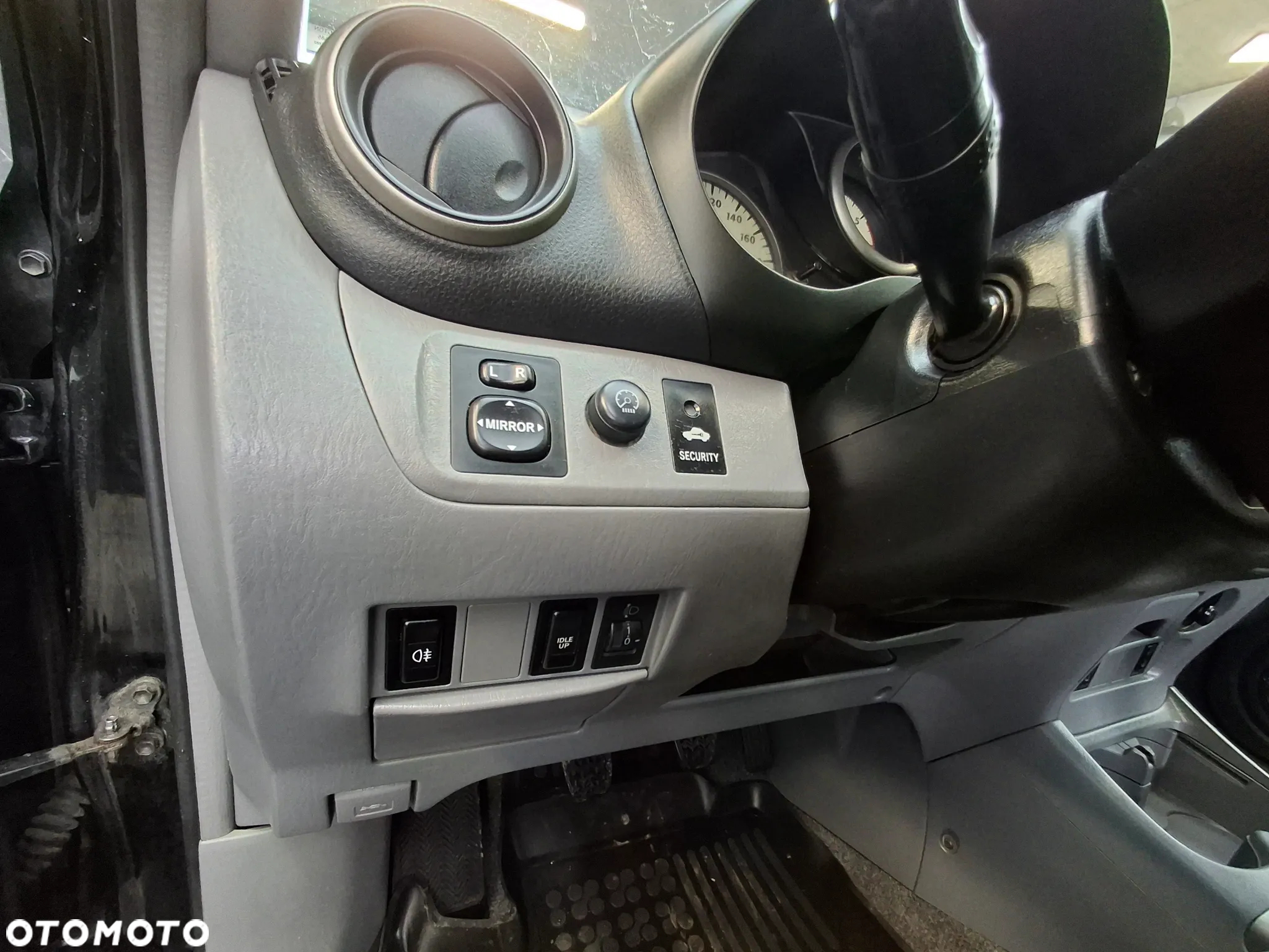 Toyota RAV4 2.0 D-4D 4x4 - 12