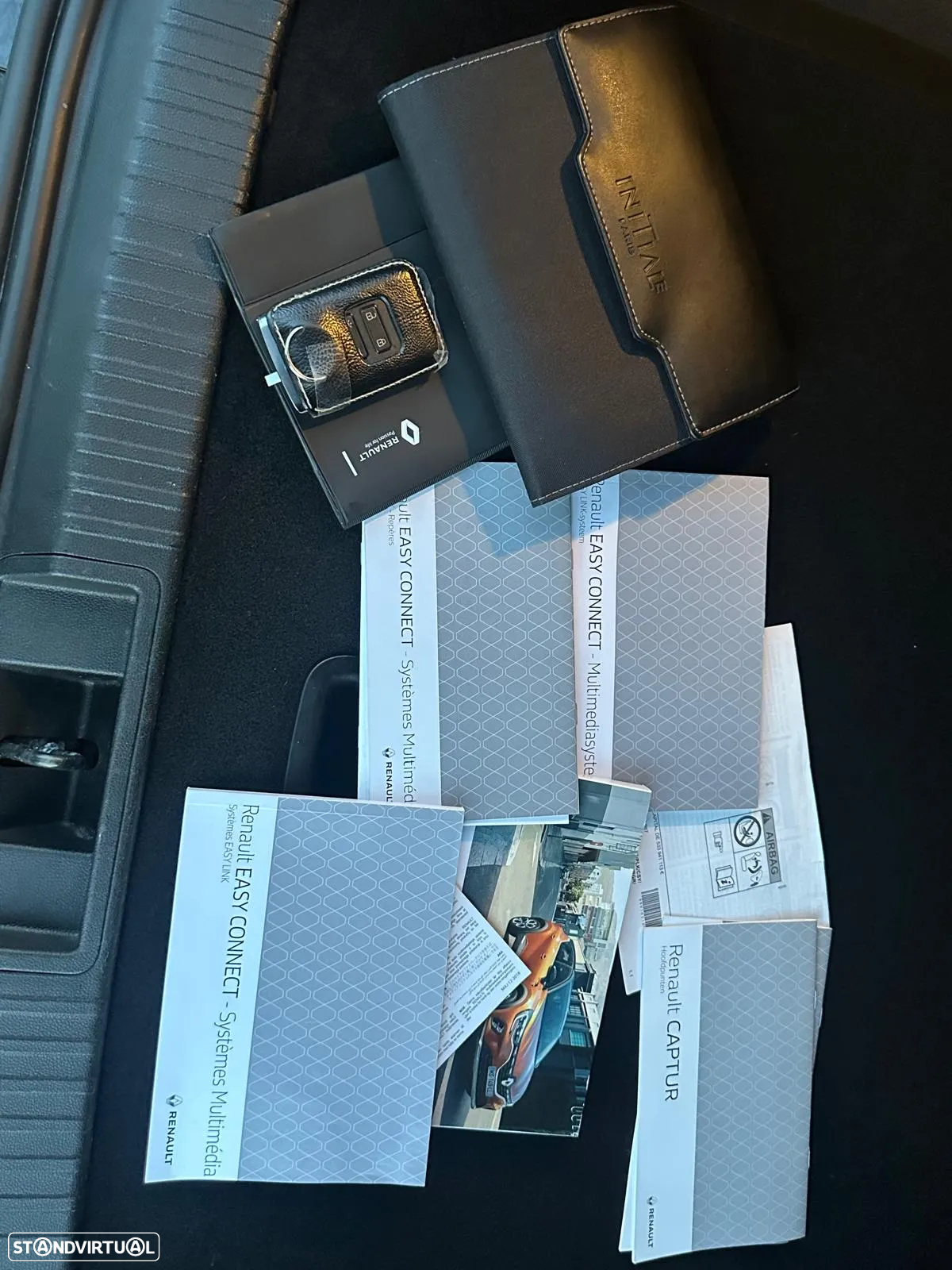Renault Captur - 27