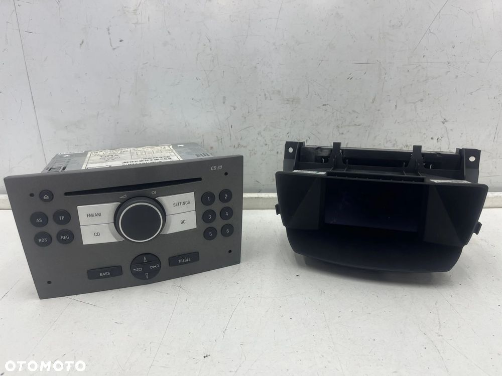 Radio Opel Zafira B 05-14r. z kodem do radia tuner fabryczny czytnik płyt panel - 1