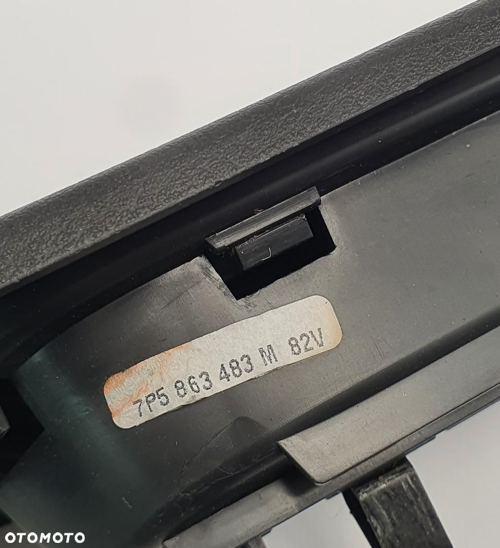 OSŁONA LISTWA PROGU LEWY PRZÓD PORSCHE CAYENNE II 7P5 7P5863483 - 7