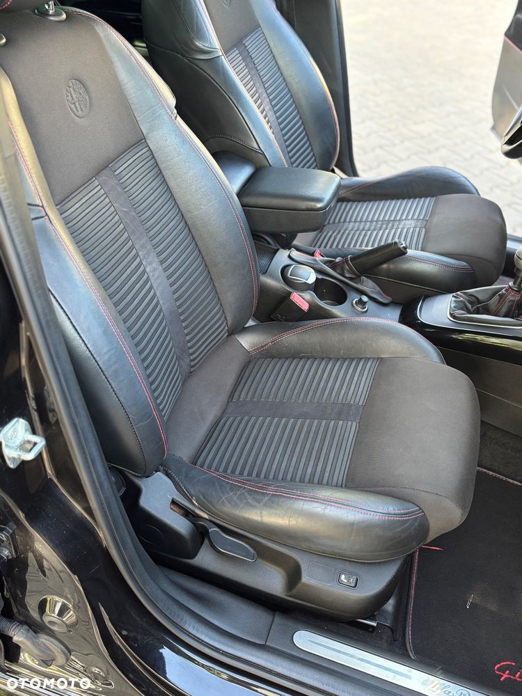 Alfa Romeo Giulietta 1.4 TB MultiAir Distinctive - 25