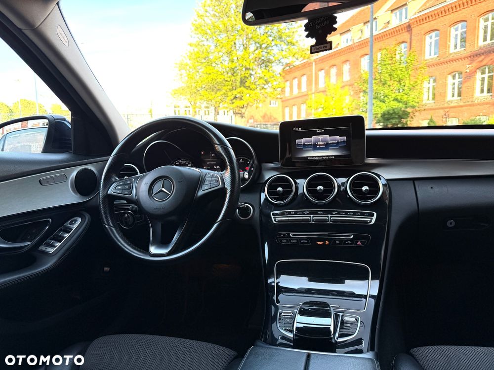 Mercedes-Benz Klasa C 200 (BlueTEC) d 7G-TRONIC Avantgarde - 35