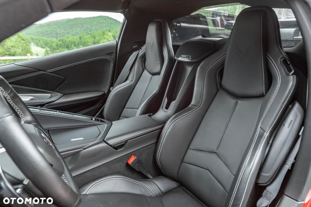 Chevrolet Corvette Stingray 2LT 6.2 V8 Automatik - 17