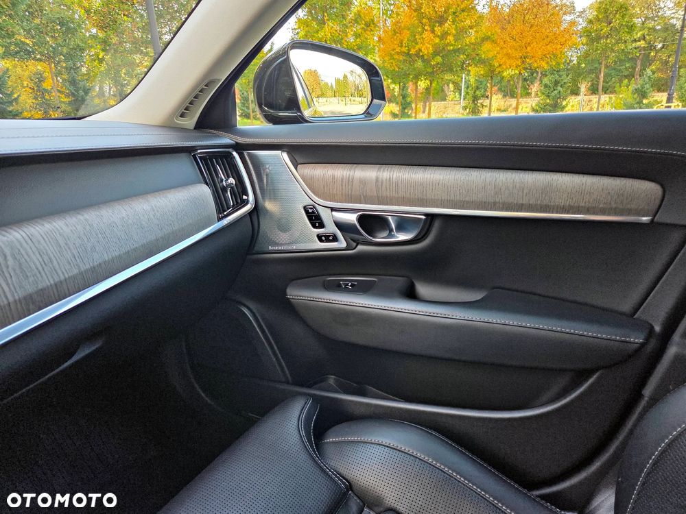 Volvo S90 - 23