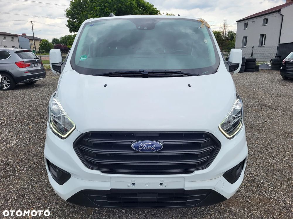 Ford Transit Custom - 10