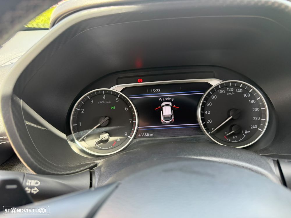 Nissan Juke 1.0 DIG-T N-Connecta DCT - 11