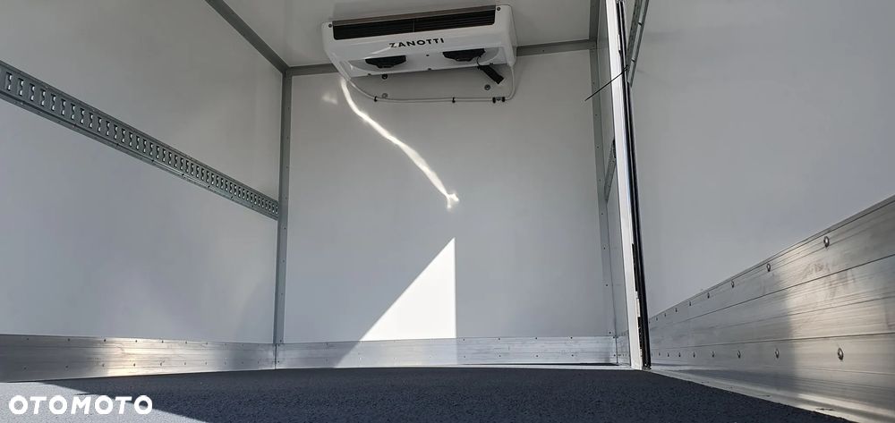 Iveco DAILY 35S18 - 4