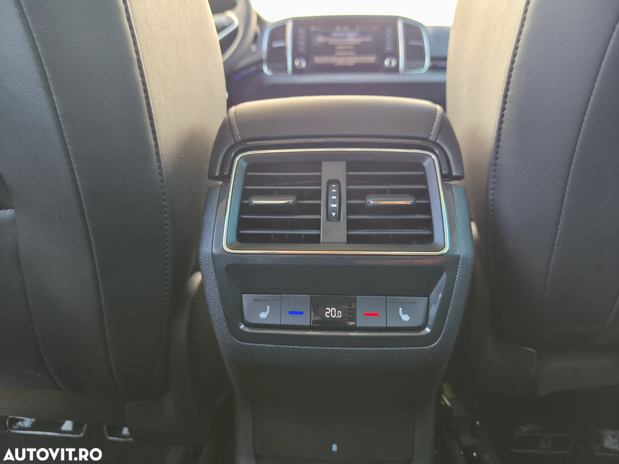 Skoda Karoq 1.5 TSI DSG Selection - 12