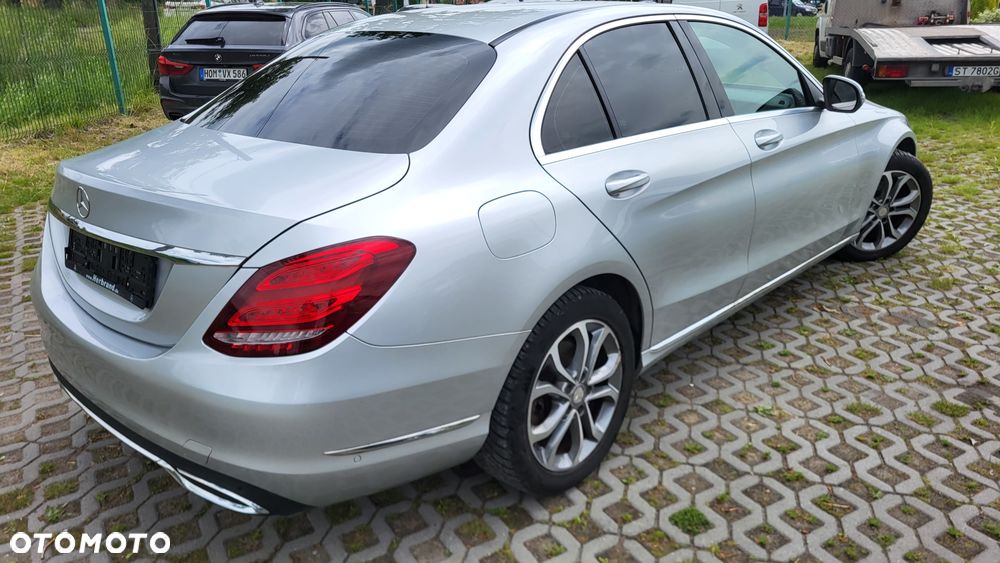 Mercedes-Benz Klasa C 180 Avantgarde - 13