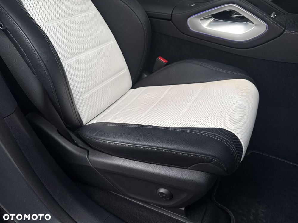 Mercedes-Benz GLE - 27