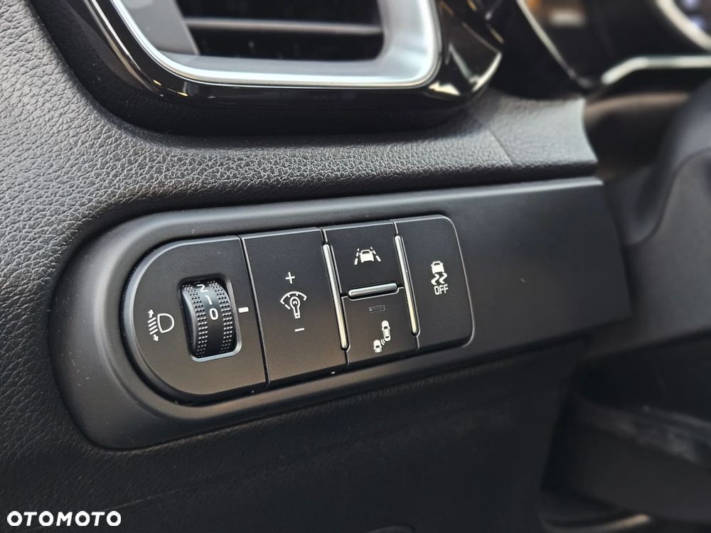 Kia XCeed 1.6 T-GDI L Business Line - 24
