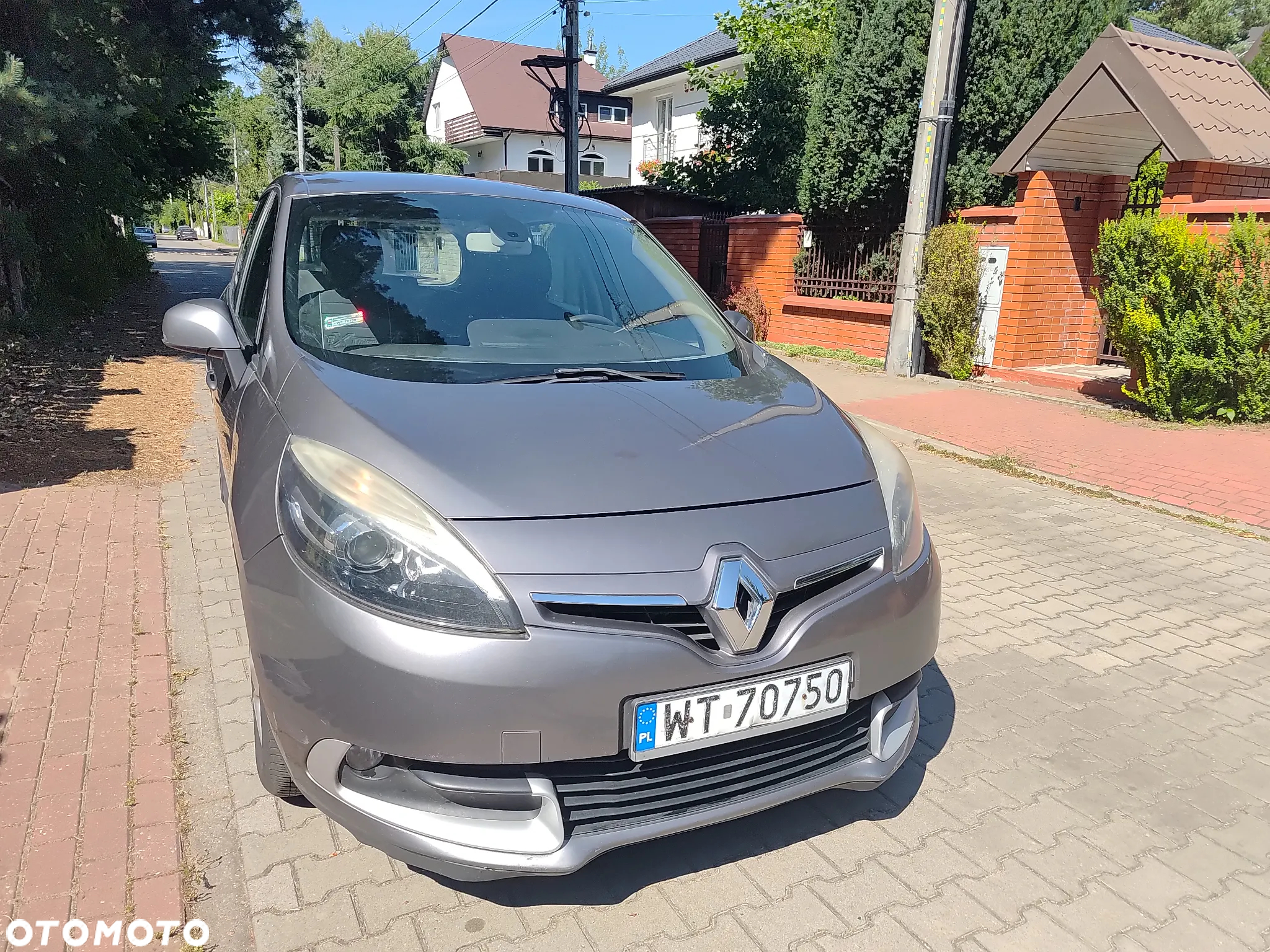 Renault Scenic 1.5dCi TomTom Edition - 11