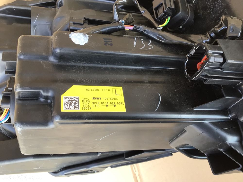 Lampa przednia lewa Nissan Qashqai J12 - 9