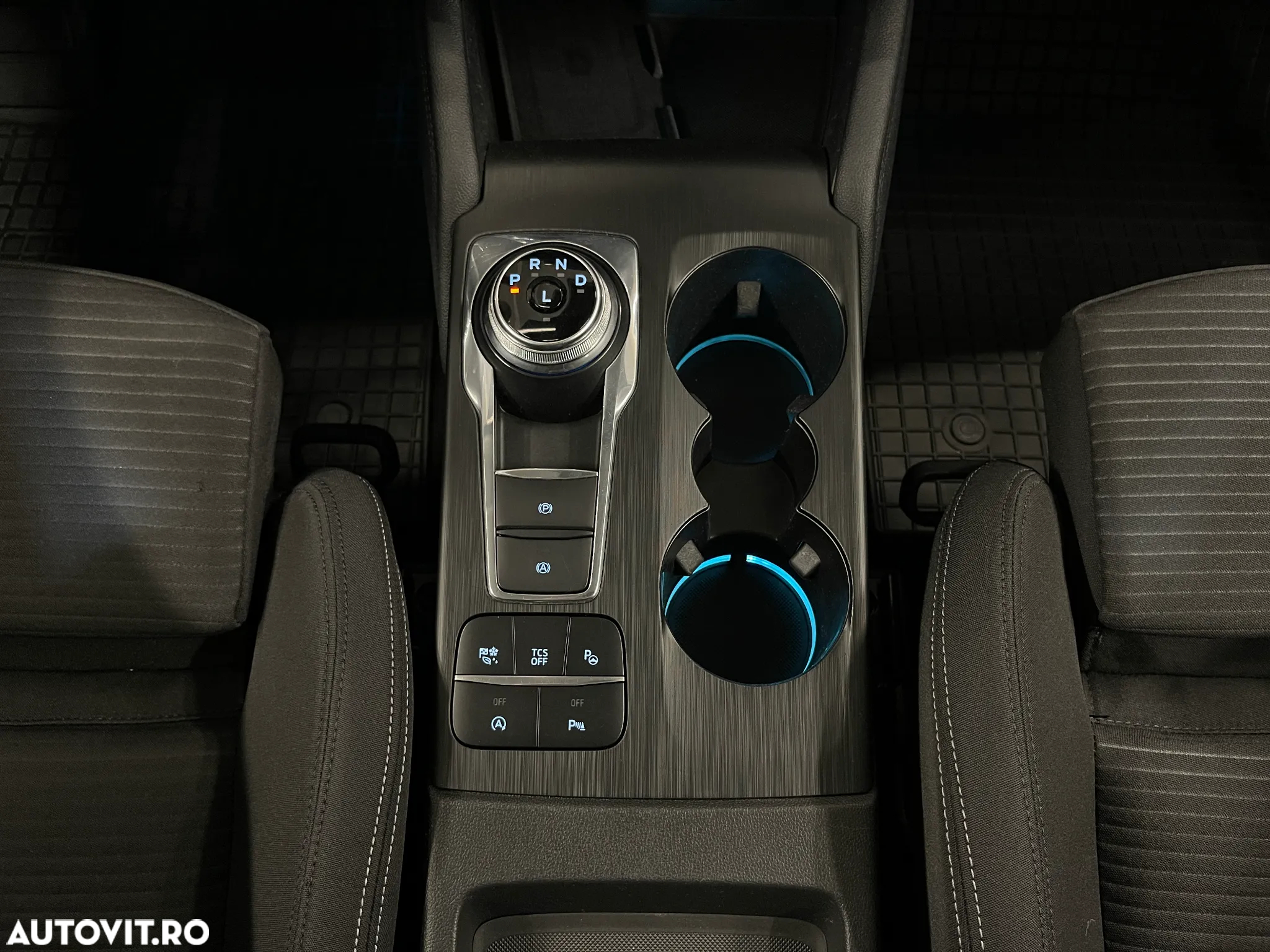 Ford Focus 2.0 EcoBlue Titanium - 25