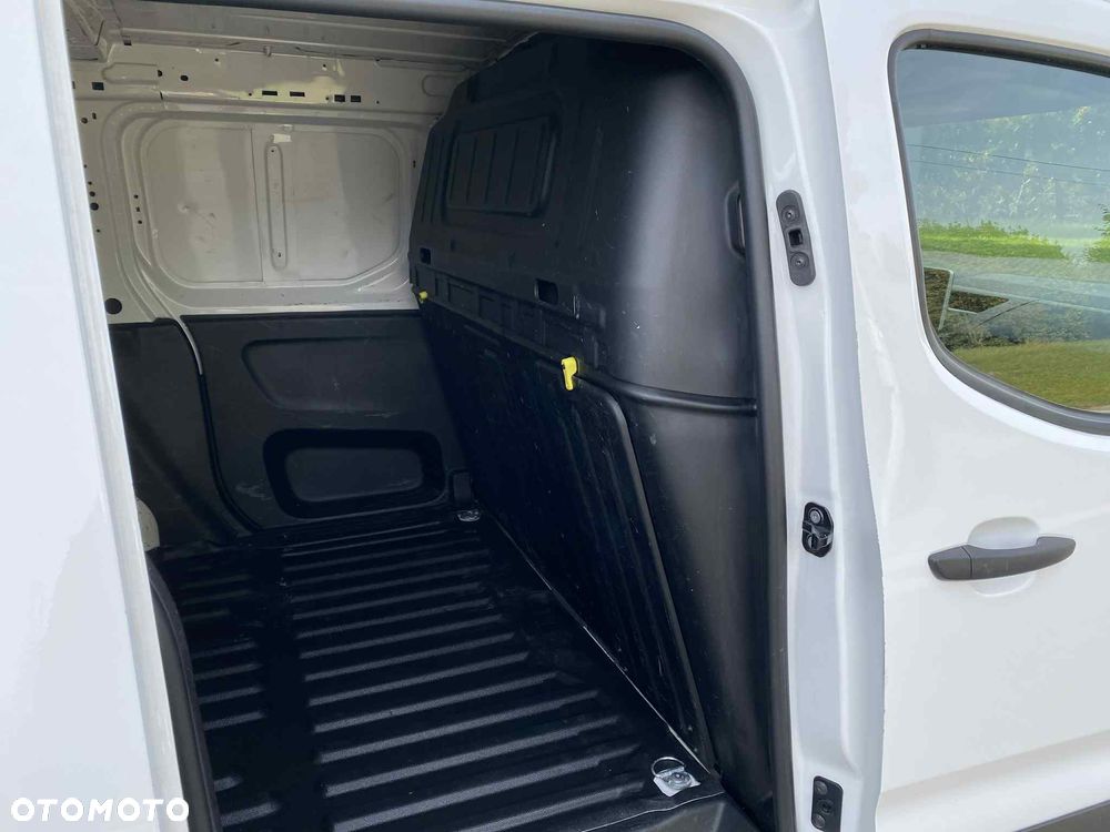 Citroën BERLINGO _ 1.2 Turbo Benzyna 110KM _ 113.000 km ! - 21