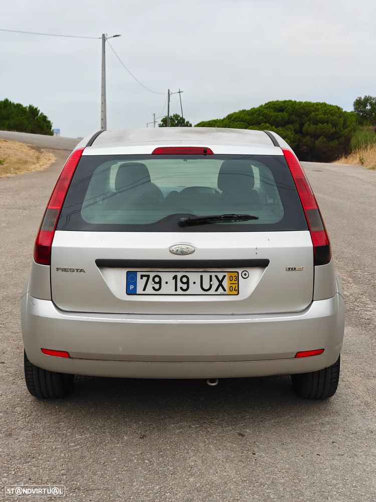 Ford Fiesta 1.4 TDCi Ambiente - 2