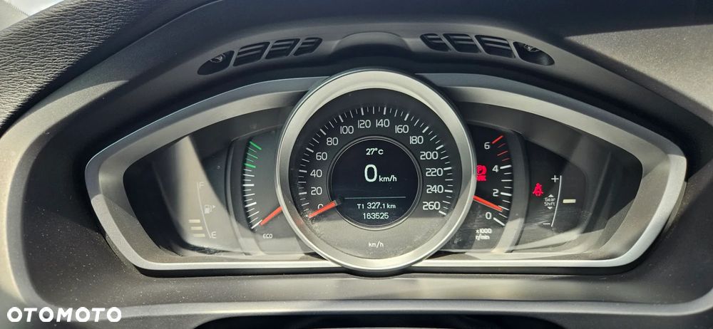 Volvo V40 Cross Country - 34