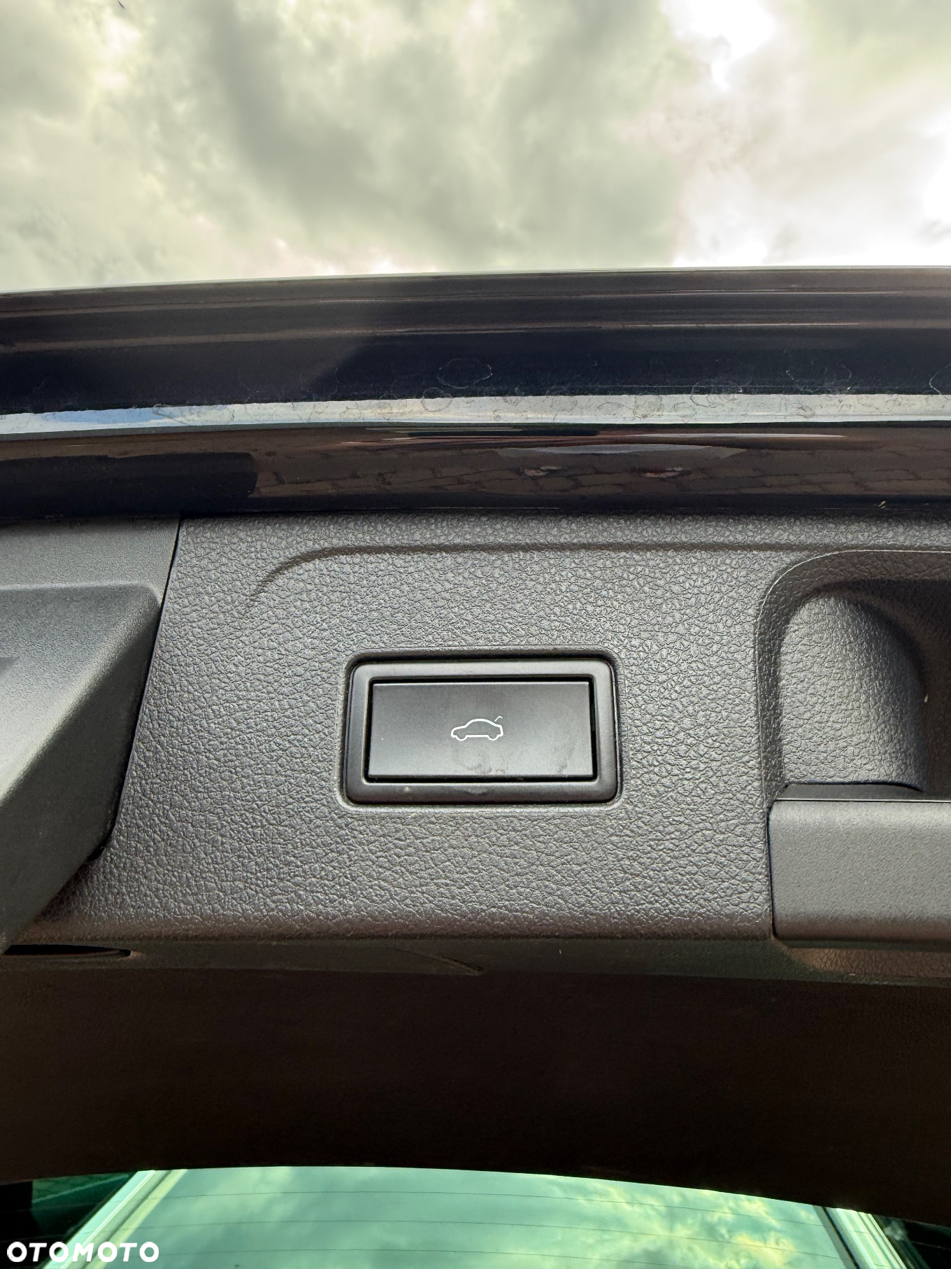 Volkswagen Passat Variant 2.0 TDI SCR 4Motion DSG Highline - 22