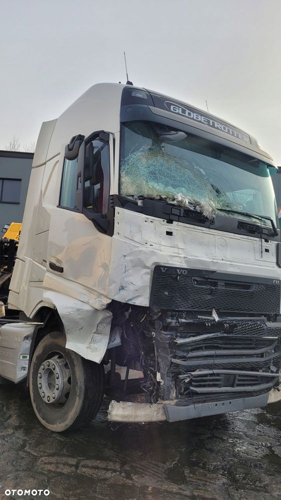 KOMPLETNA KABINA VOLVO FH4 GLOBETROTTER XL EURO 6 EUROPA - 7