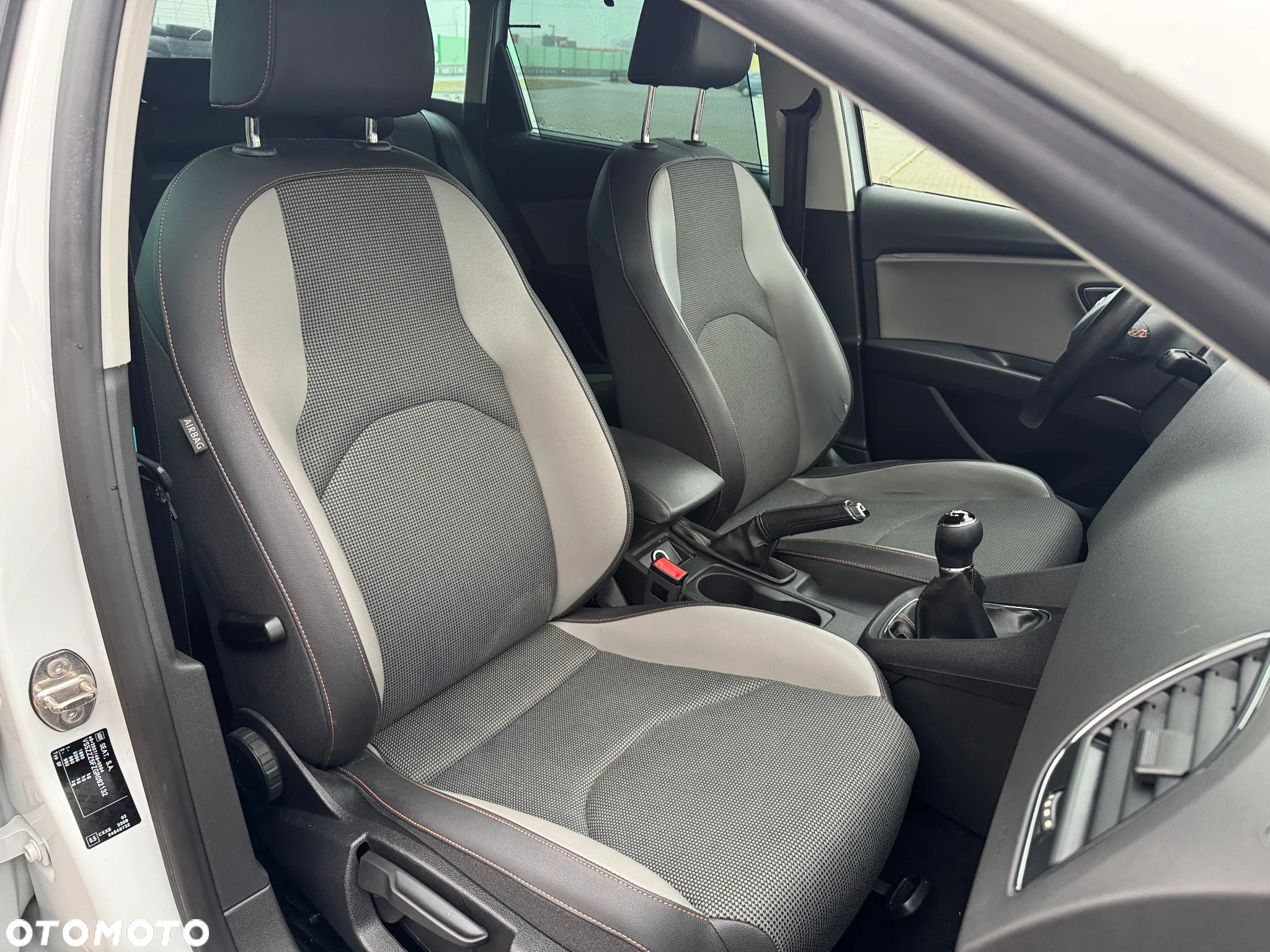 Seat Leon ST 1.6 TDI Start&Stop X-Perience - 9