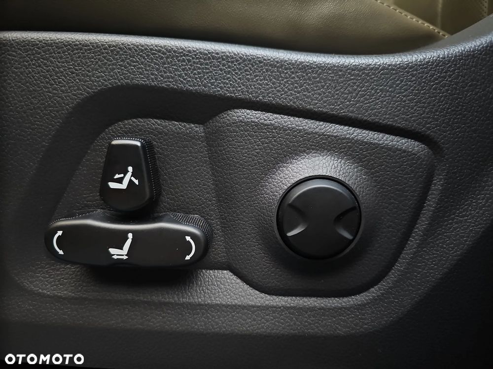 SsangYong/KGM Musso - 25