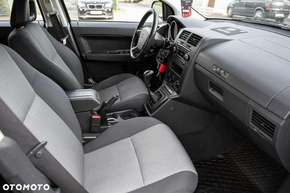 Dodge Caliber 1.8 SXT - 9