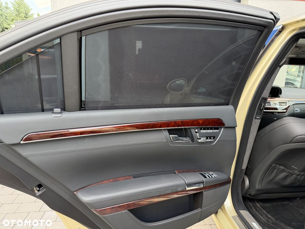 Mercedes-Benz Klasa S 65 AMG L - 21