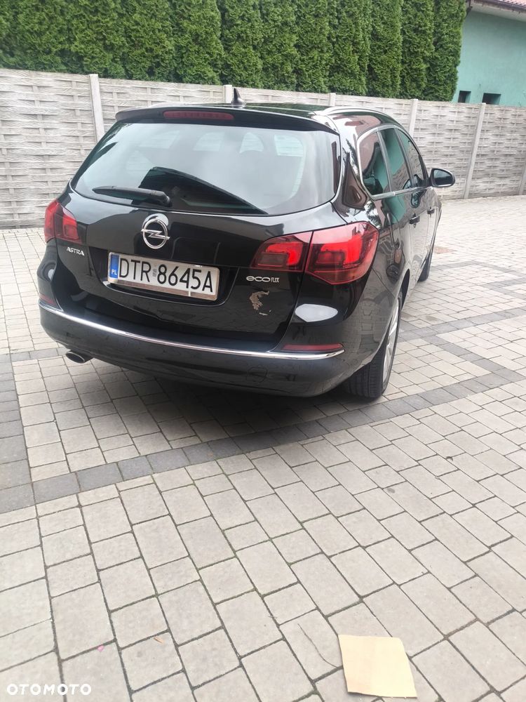 Opel Astra 2.0 CDTI Exklusiv - 5