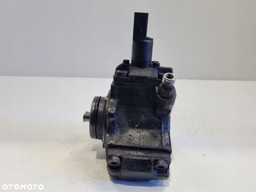 Mercedes Vito W638 2.2 CDI POMPA WTRYSKOWA paliwa 0445010013 - 5