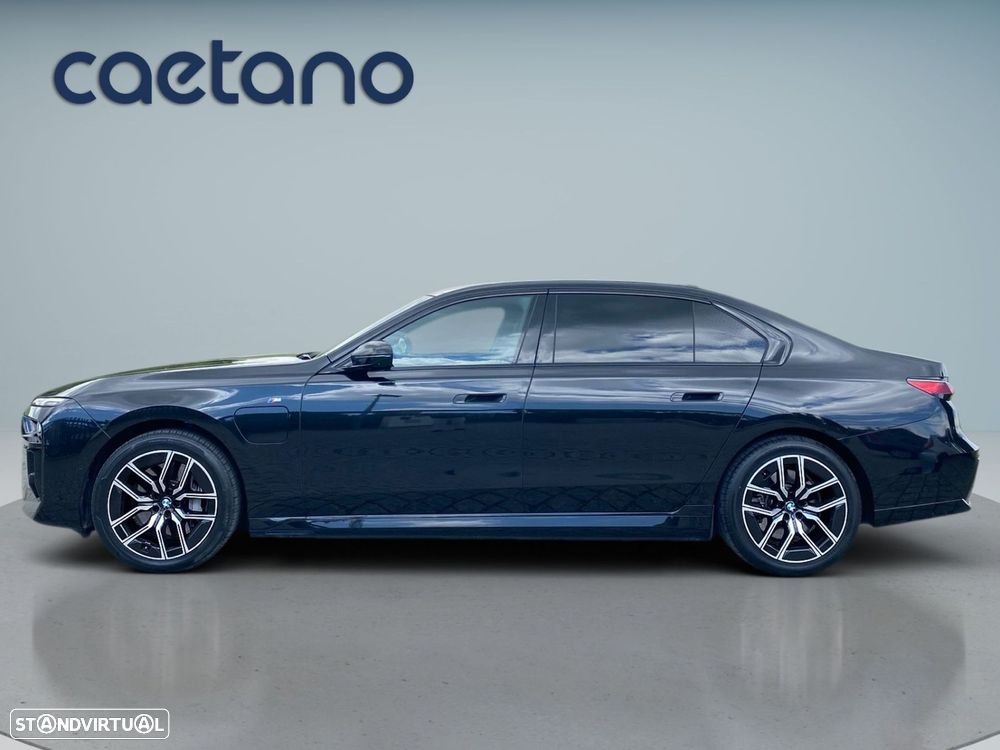 BMW 750 750e xDrive Pack Desportivo M - 30