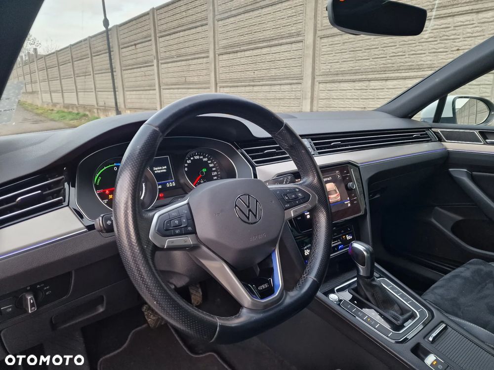 Volkswagen Passat Variant 1.4 TSI Plug-In Hybrid GTE DSG - 9