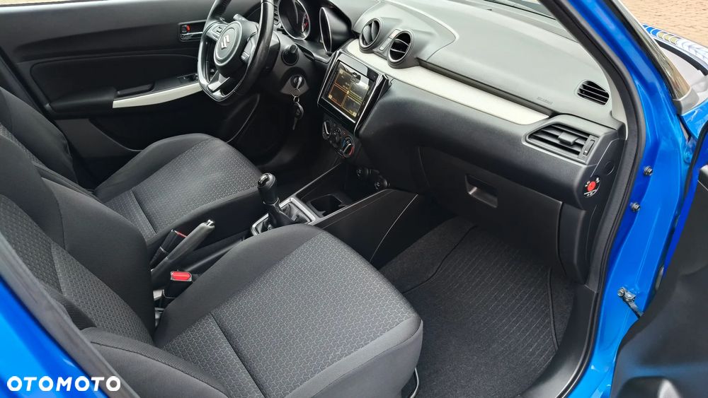 Suzuki Swift 1.2 Premium Plus - 15