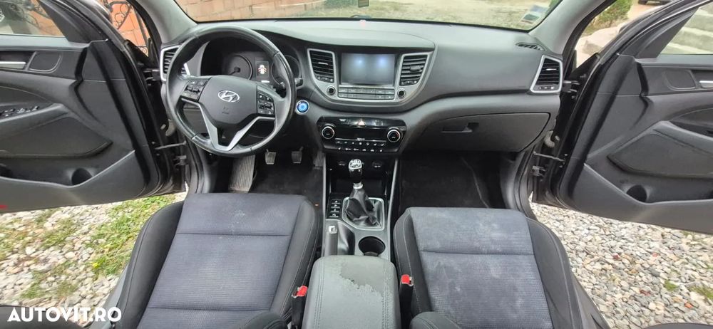 Hyundai Tucson - 8