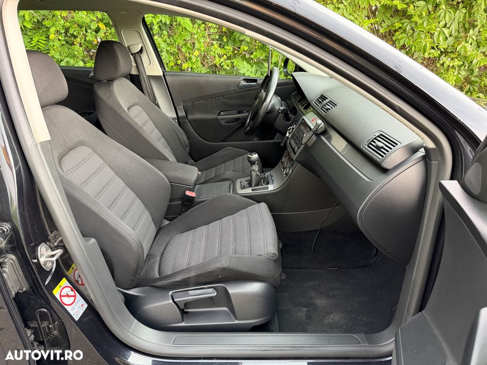 Volkswagen Passat 2.0 TDI DPF Highline - 10