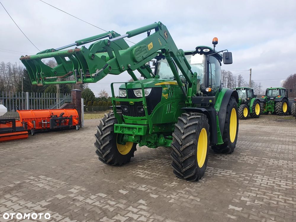 John Deere 6130R - 8