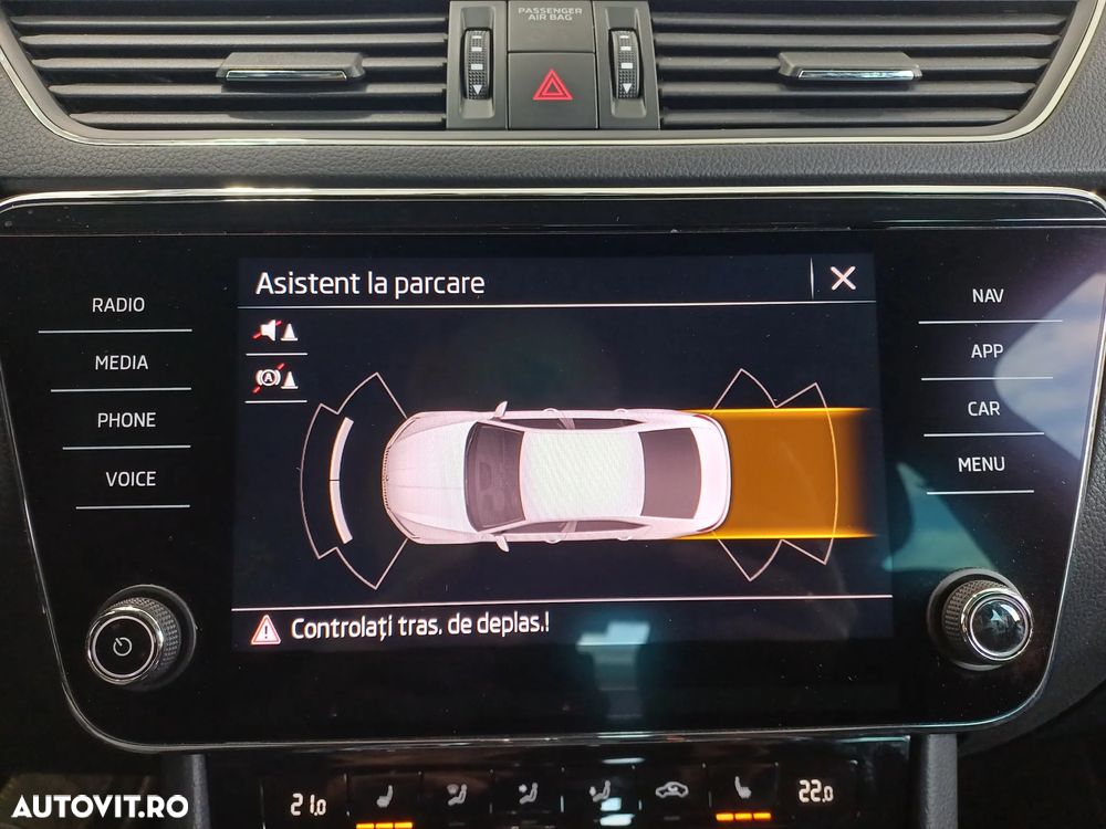 Skoda Superb 1.5 TSI DSG Ambition - 28