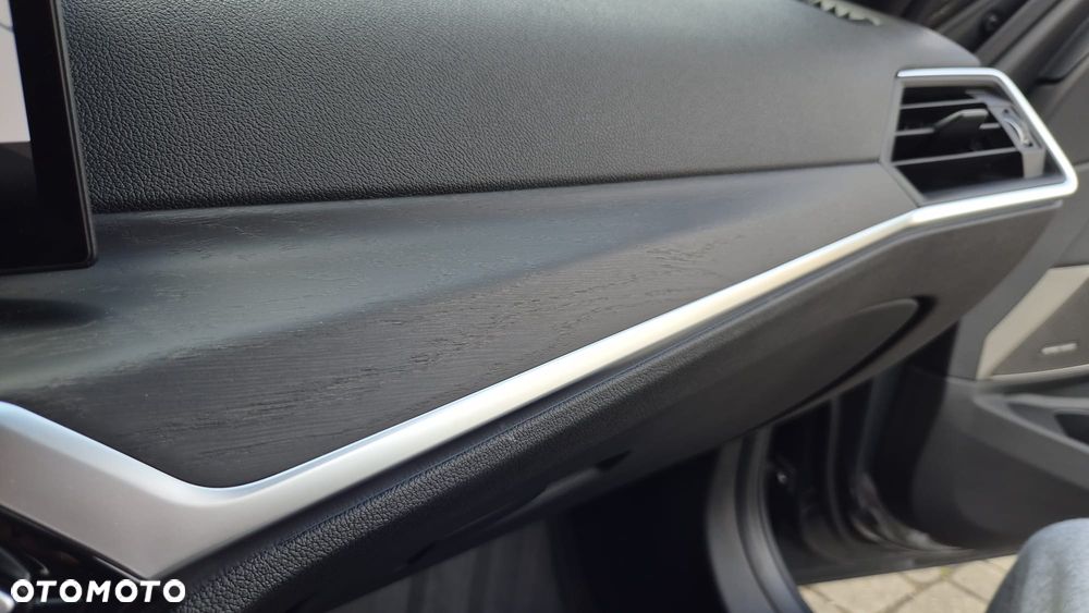 BMW Seria 3 - 31