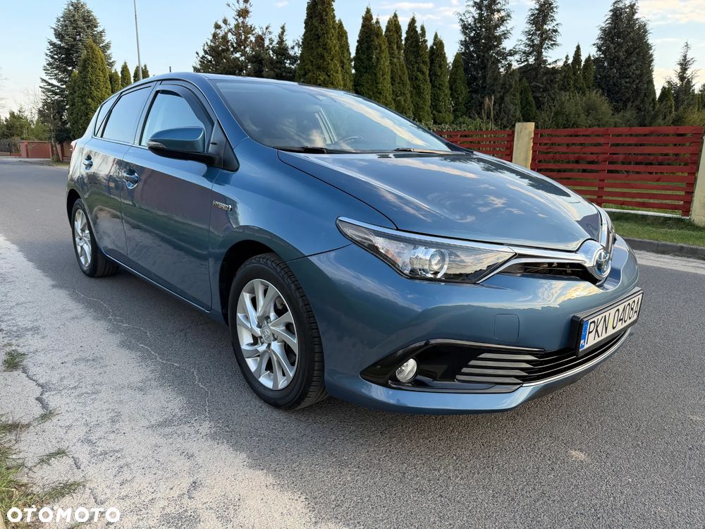Toyota Auris 1.8 VVT-i Automatik Edition-S - 1