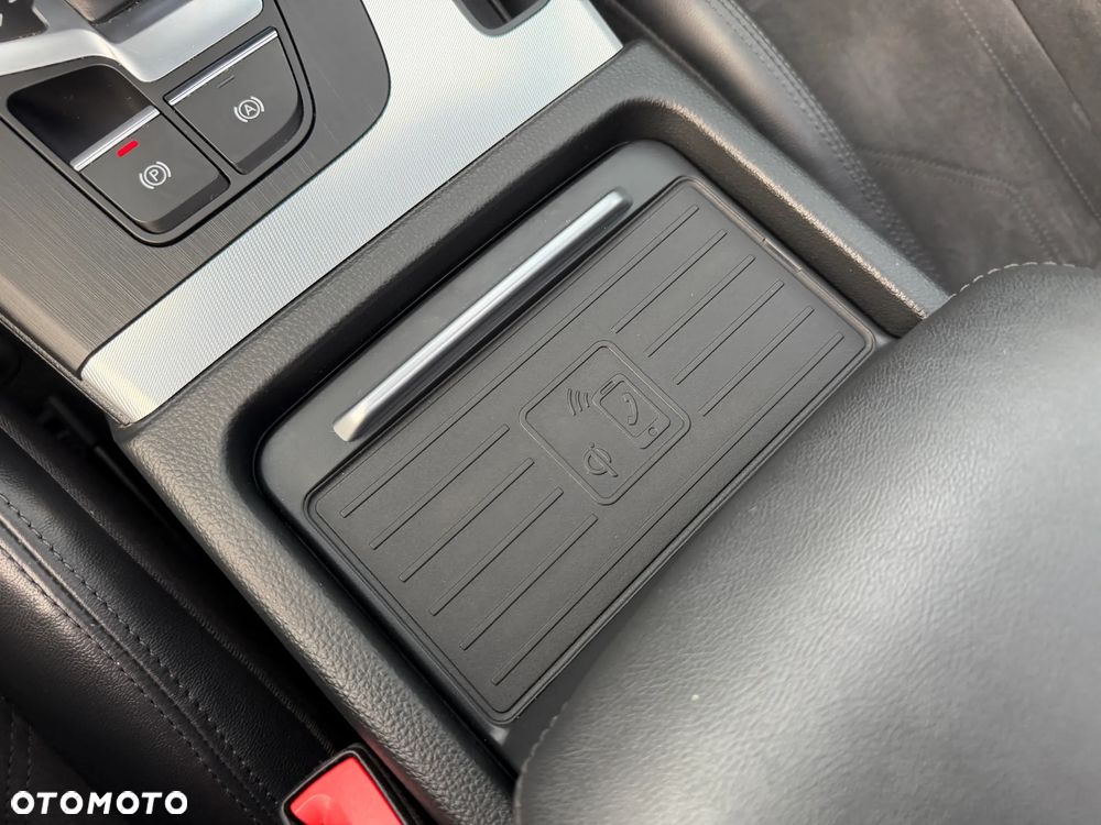 Audi Q5 50 TFSI e Quattro Sport S tronic - 24