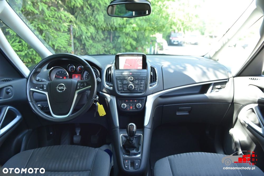 Opel Zafira - 19