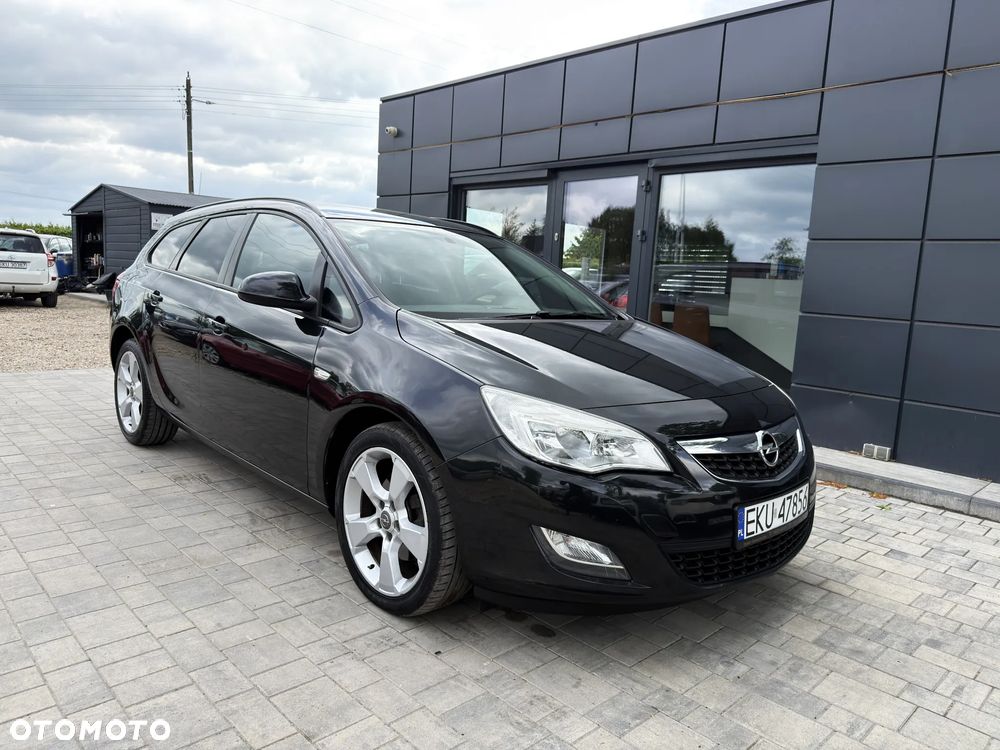 Opel Astra 1.7 CDTI Cosmo - 10