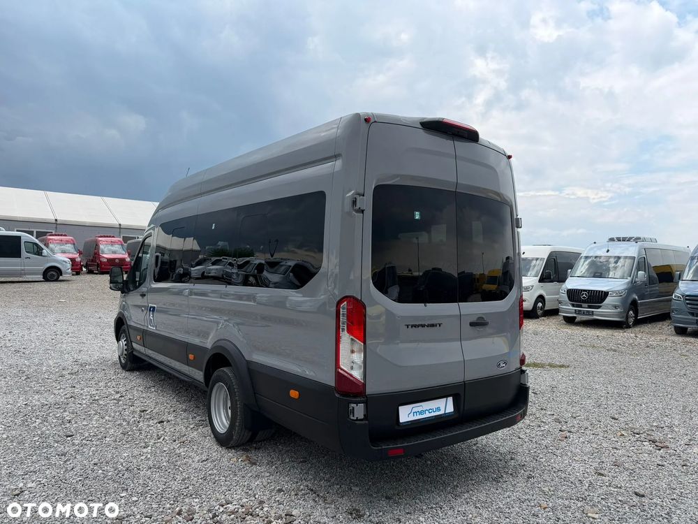 Ford Transit - 9