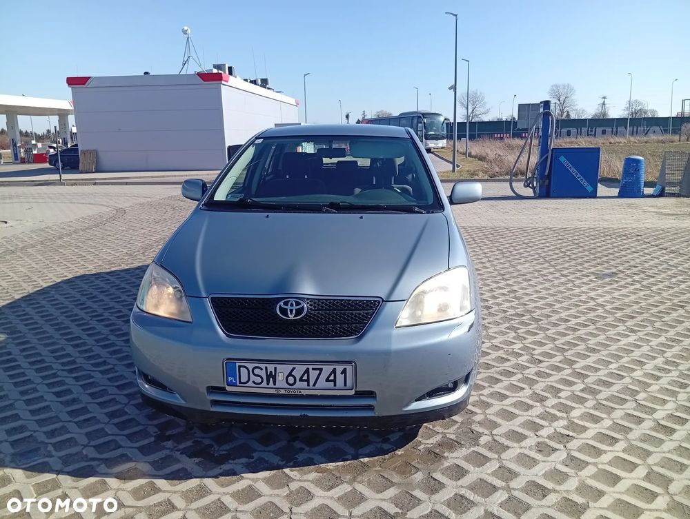 Toyota Corolla 2.0 D-4D Sol - 2