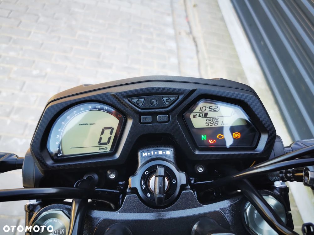 Honda CB - 32